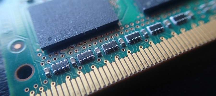 Co to jest pamięć RAM – jakie są jej rodzaje i zastosowanie?