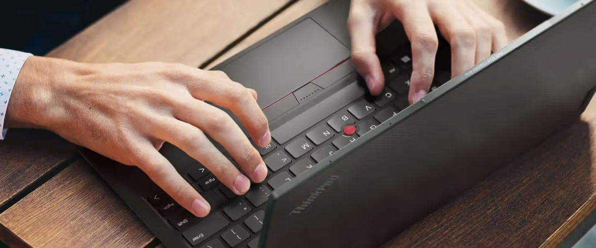 ThinkPad T14 Gen. 1 – doskonałość w kategorii servecom selected.